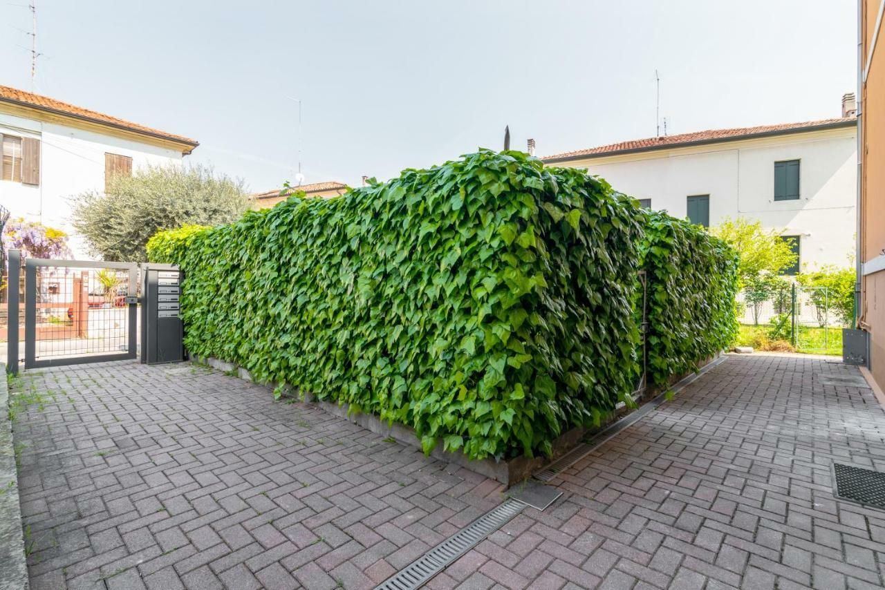 Prato Della Valle Roomy Flat Padua Exterior foto