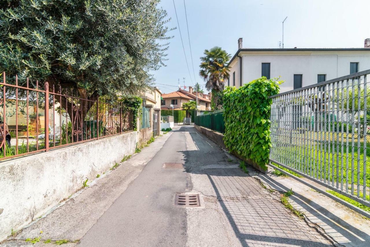 Prato Della Valle Roomy Flat Padua Exterior foto