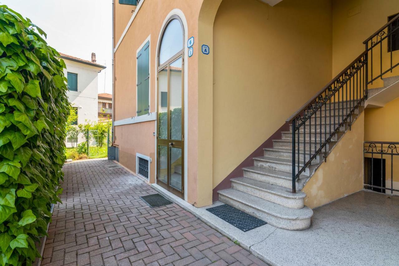 Prato Della Valle Roomy Flat Padua Exterior foto